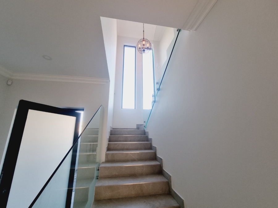 3 Bedroom Property for Sale in Sandown Western Cape